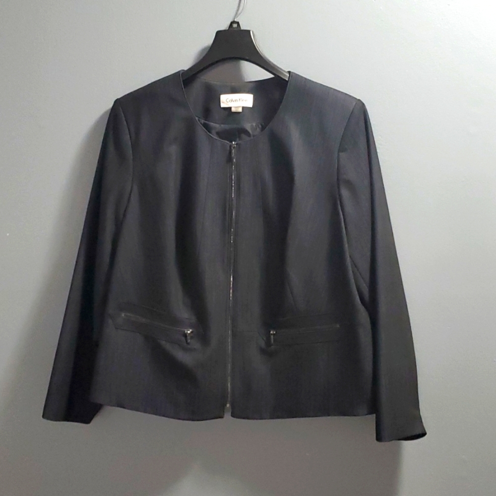 Calvin Klein Modern suit